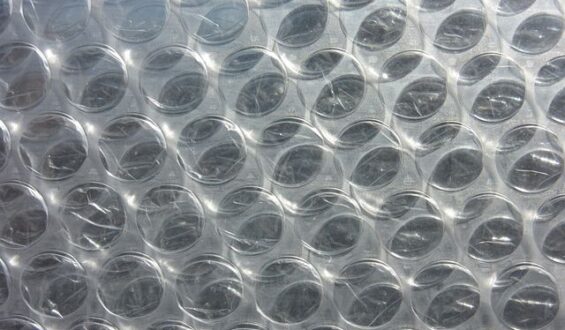 Przyszłość Opakowań: Trendy i Prognozy dla Foliopaków i Toreb Reklamowych w Nadchodzących Latach